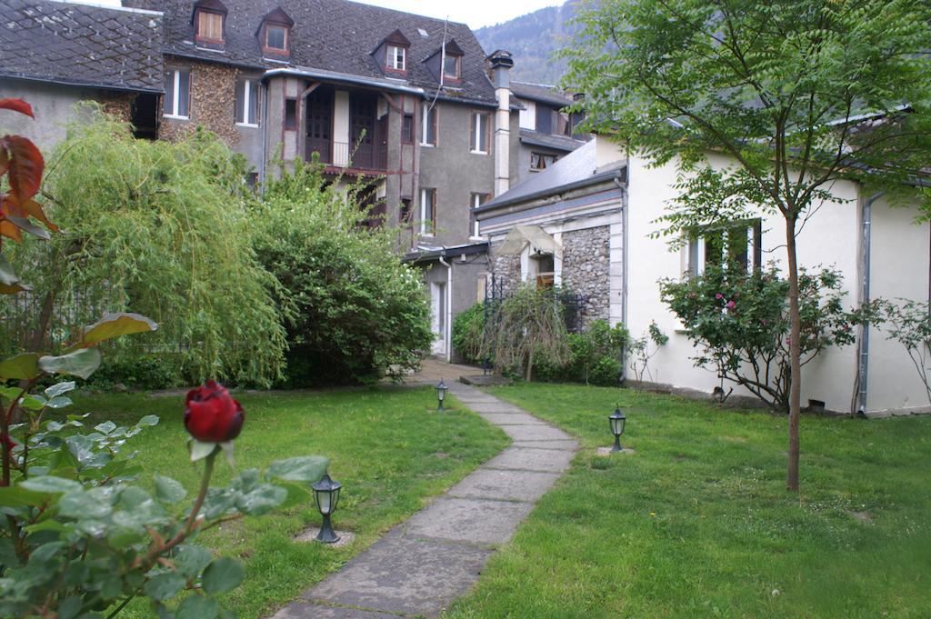 Hotel Celeste Bagnères-de-Luchon Buitenkant foto